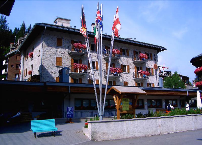 Hotel Sport Santa Caterina Valfurva Buitenkant foto