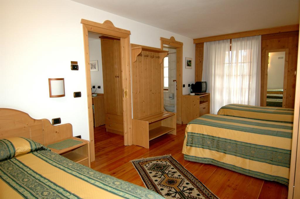 Hotel Sport Santa Caterina Valfurva Kamer foto